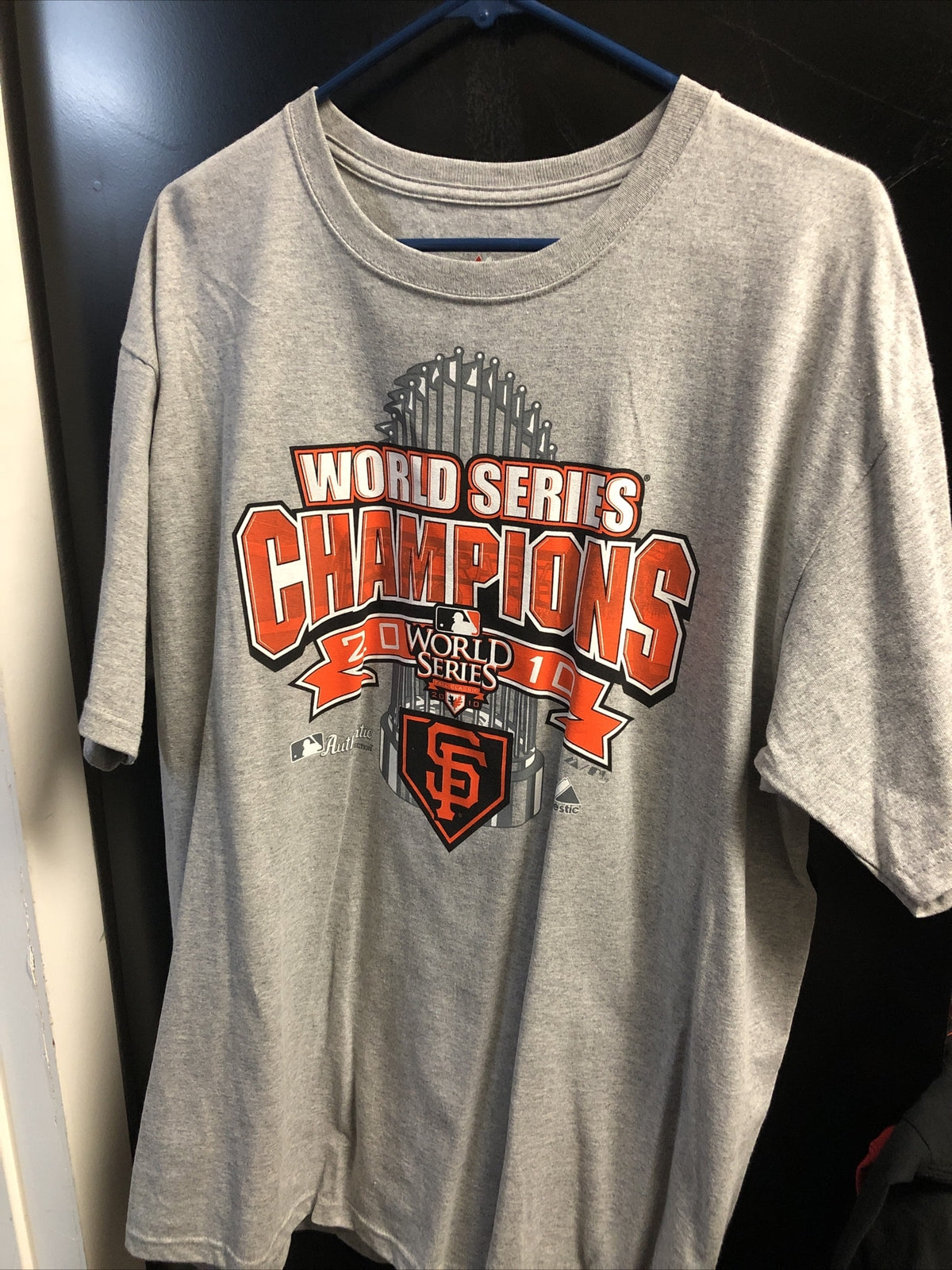 San Francisco Giants Men’s 2010 World Series Champions Shirt Size XL0