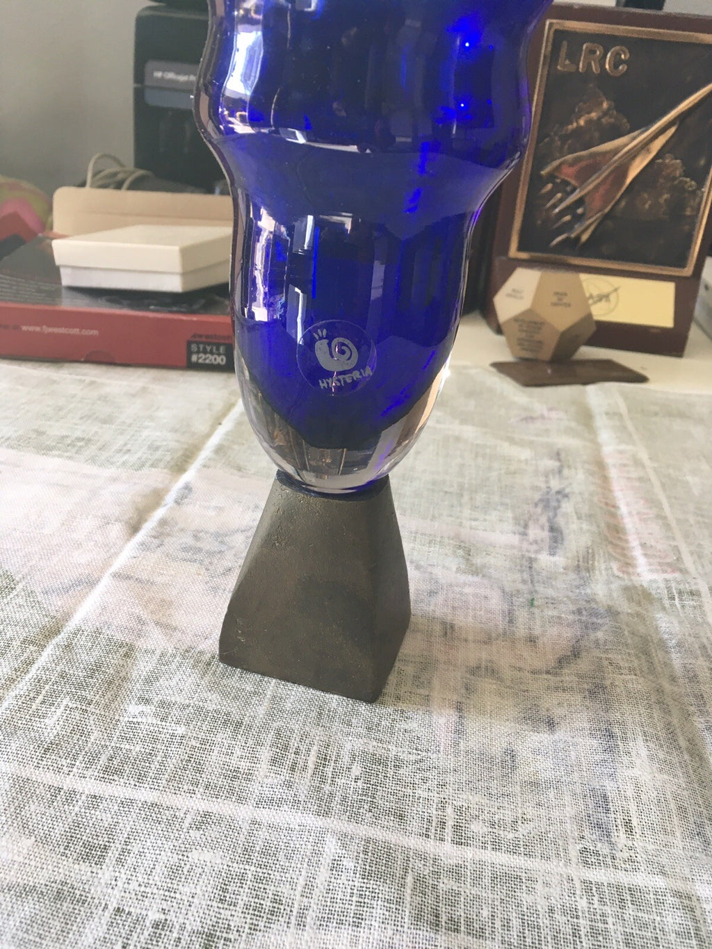 Hysteria France Art Glass Vase With Gold Toned Base 10.5”x5”1