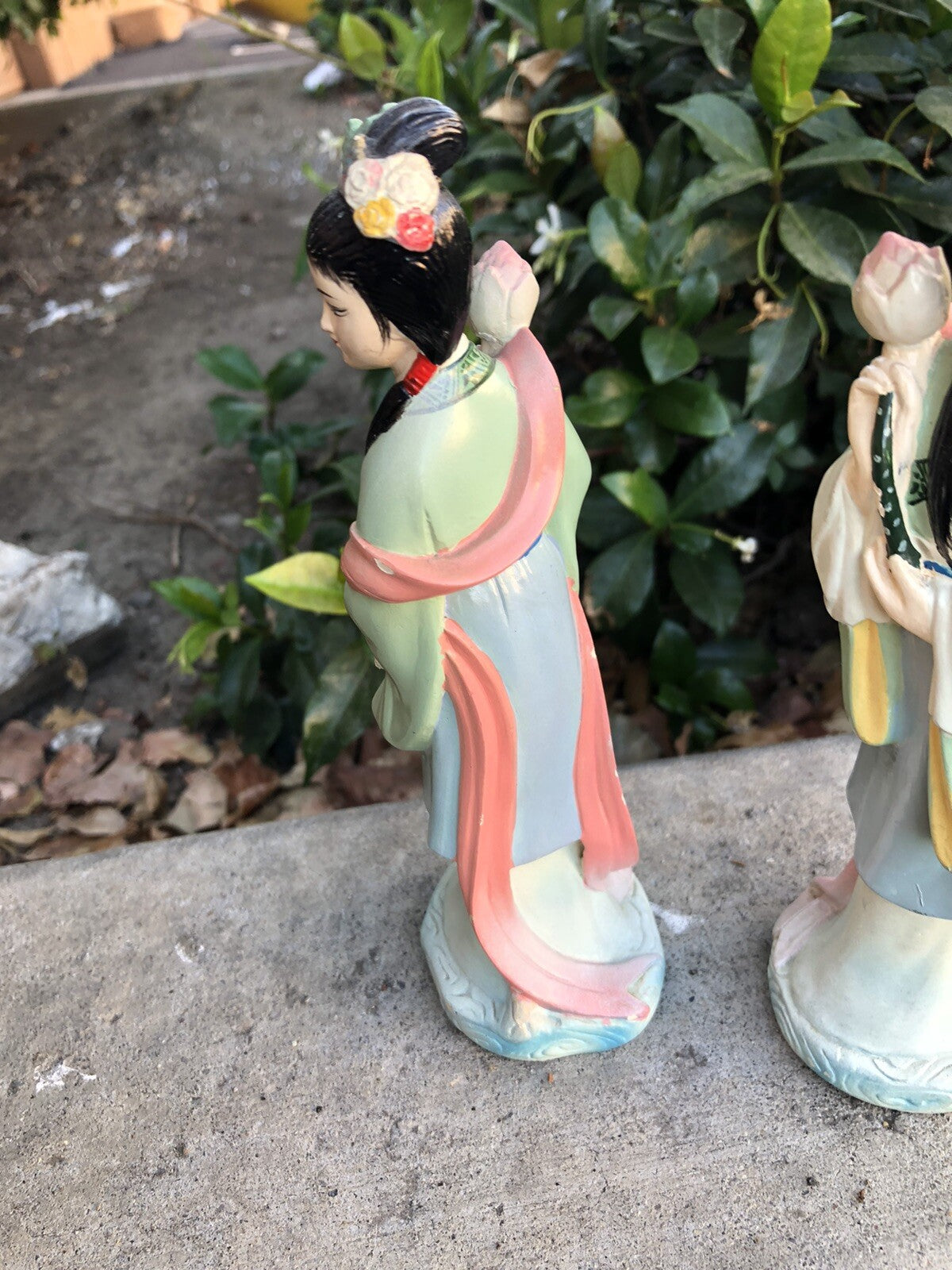Vintage Lot Of 2 Japanese Geisha Girls Statue Figurines 7” Tall3