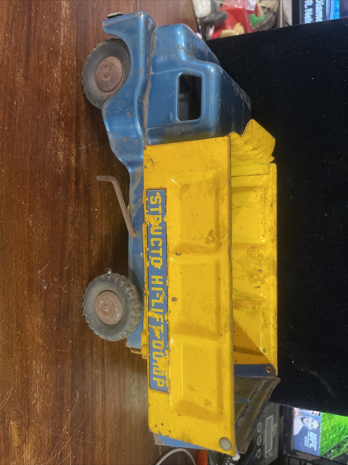 1950'S STRUCTO HIGH LIFT DUMP TRUCK Pressed Steel0