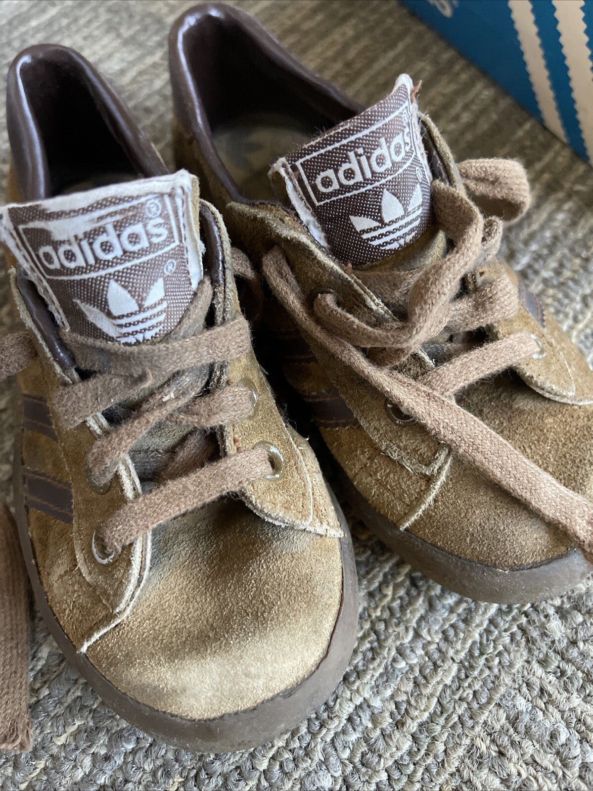 Vintage Original 1970’s Adidas Kids Size 8 Suede Hawaii1