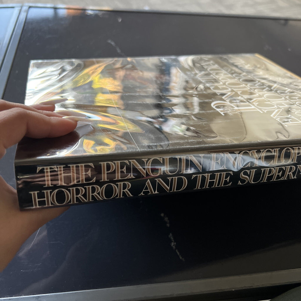 THE PENGUIN ENCYCLOPEDIA OF HORROR AND THE SUPERNATURAL HB/DJ NM- 1986 BOOK3