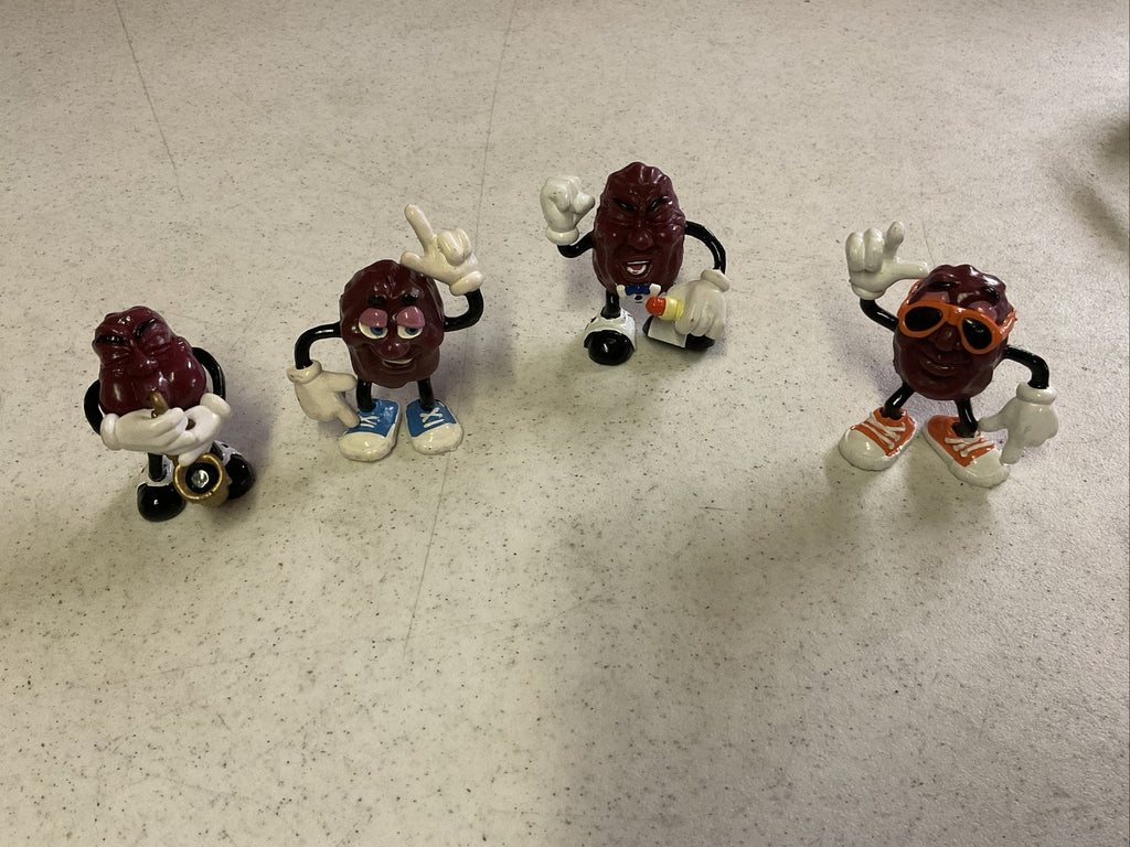 Vintage 1987 The California Raisins Figurine Lot8