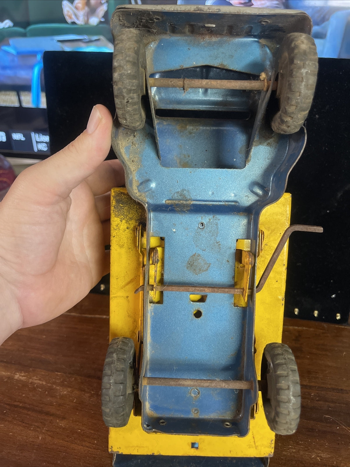 1950'S STRUCTO HIGH LIFT DUMP TRUCK Pressed Steel7