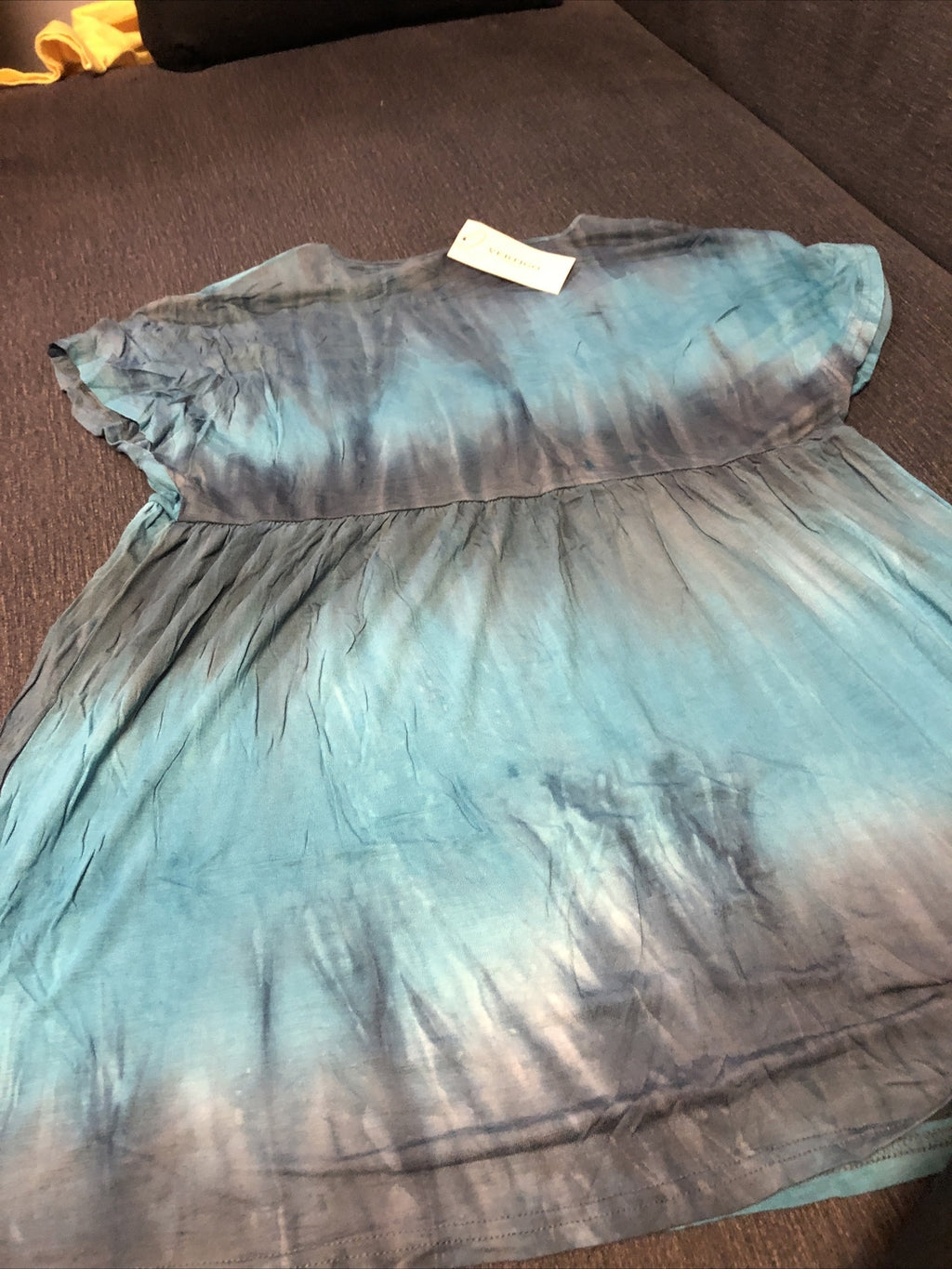 NWT Vertigo Paris Mod Print Plunging V-Neck Stretch Polyester Top3