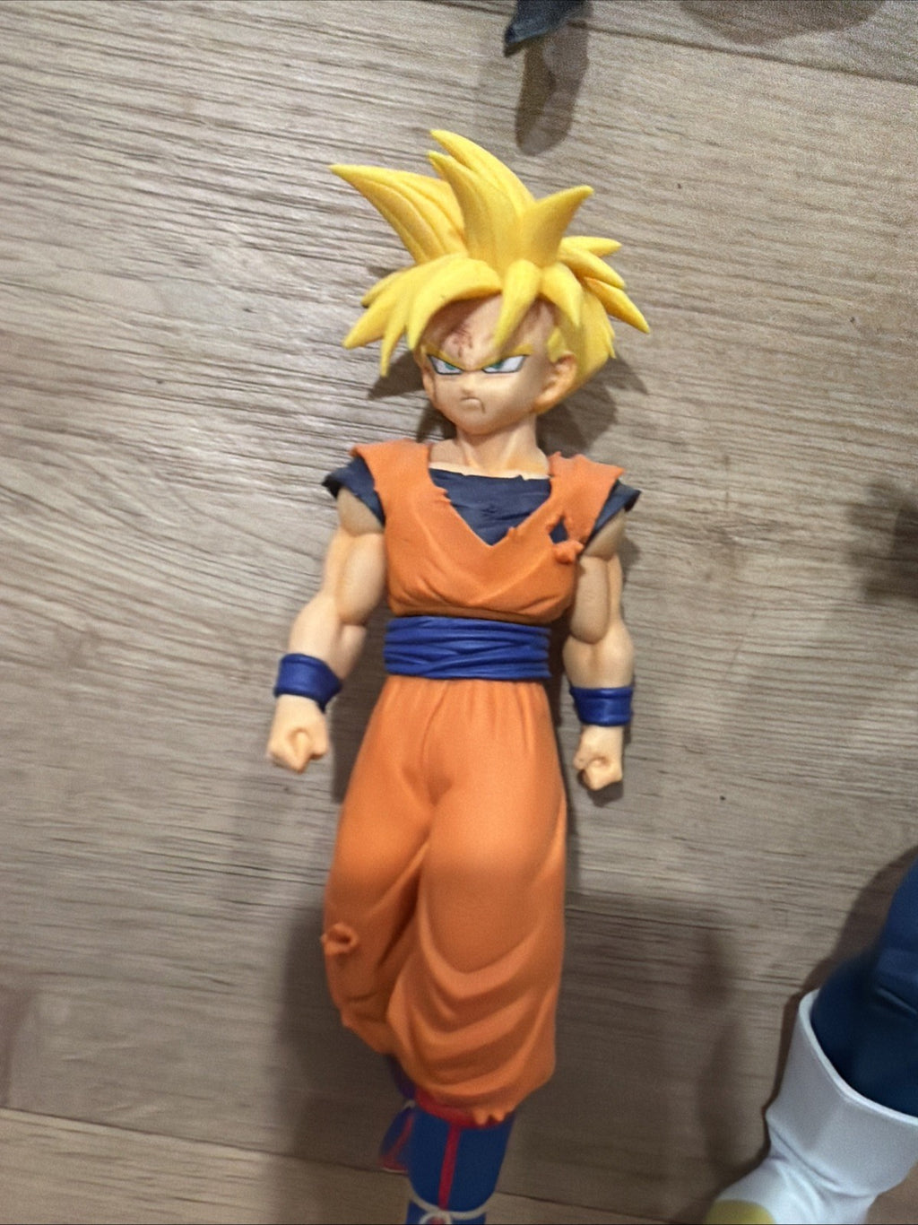 Bandai Masterlise Dragon ball Z Figure Bundle Goku Vegeta Gohan Cell9