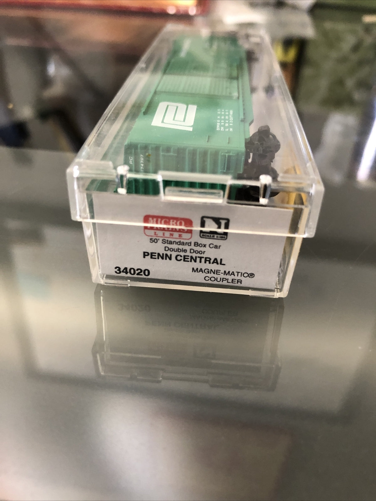 Micro-Trains #34020 - Penn Central/PC - 50' Double Door Box Car1