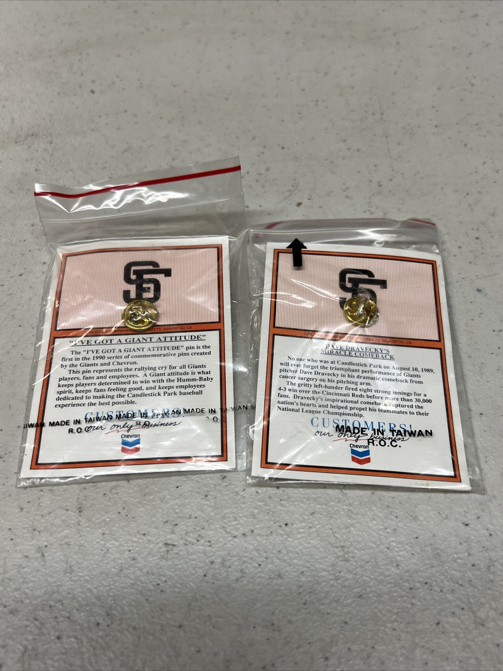 2 1990 Chevron Dave Dravecky Giants Miracle San Francisco Giants Lapel-Hat Pins1