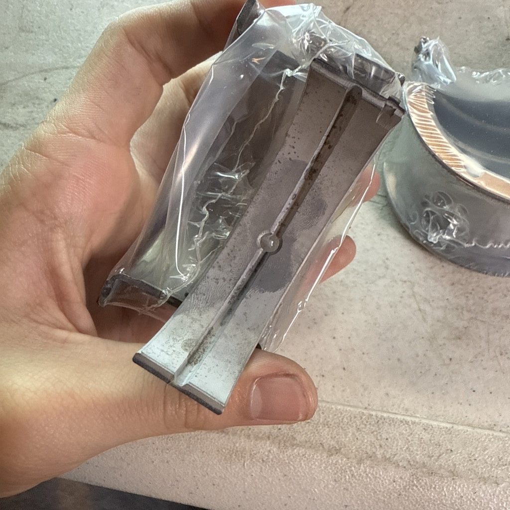 NEW Sealed Power KM 415.001 Engine Crankshaft Bearings Performance Incomplete3