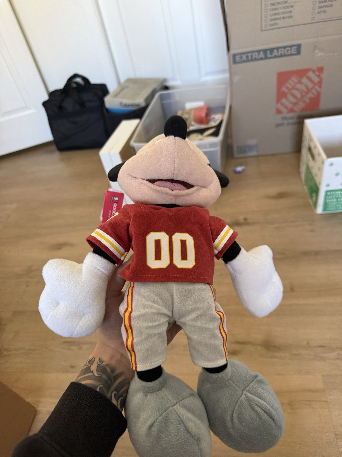 Disney Mickey Mouse NFL Football Kansas City Chiefs Plush Stuffed Animal Toy 16"2