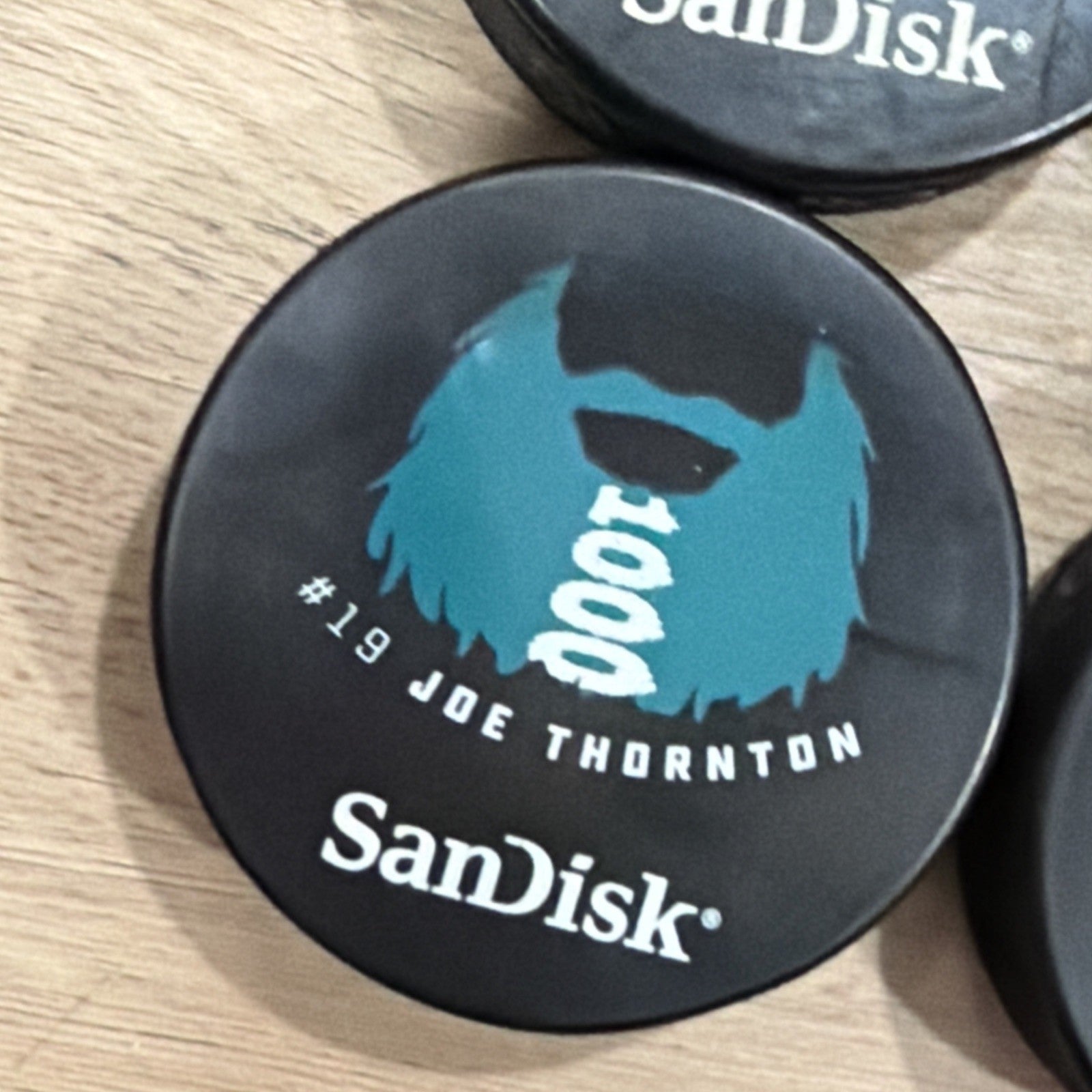 Lot Of 4 Patrick Marleau - Joe Thornton Hockey Puck - San Jose Sharks1