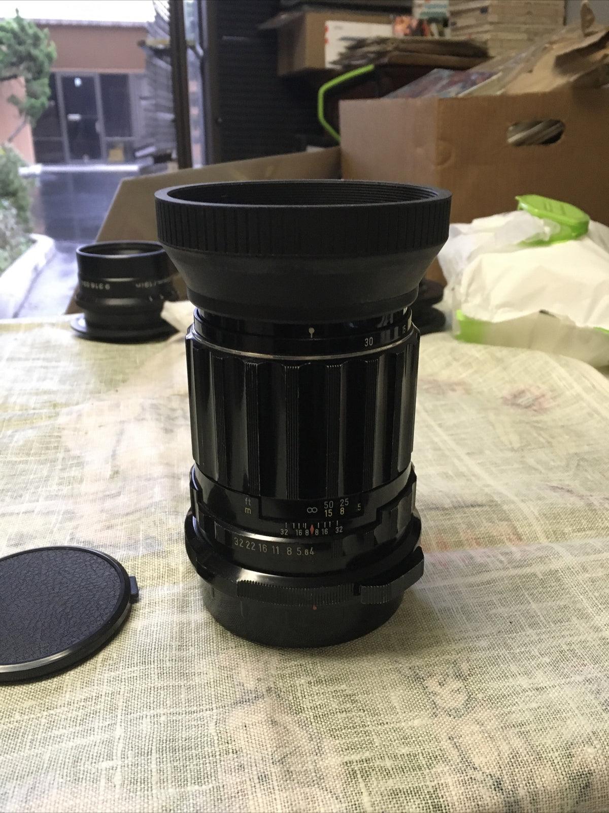 Asahi Super-Multi-Coated Macro-Takumar /6x7 1:4/135 Camera Lens2