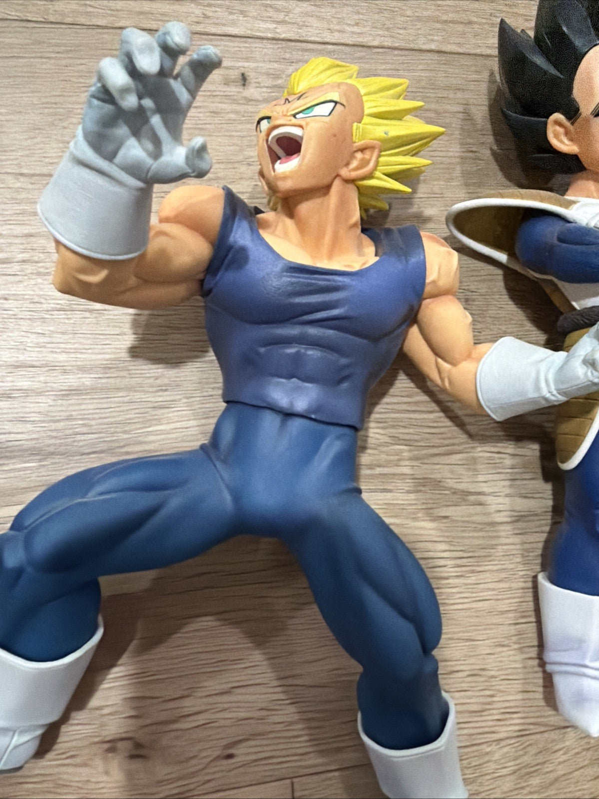 Bandai Masterlise Dragon ball Z Figure Bundle Goku Vegeta Gohan Cell2
