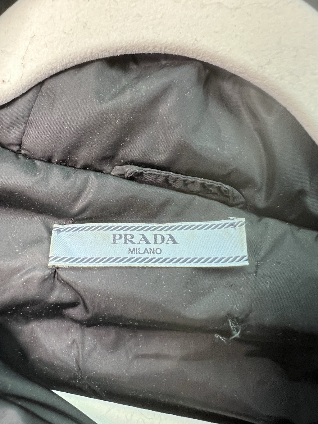 PRADA 2007 Ruffled Runched Pleated Nylon Hoodie Sz 38 S1