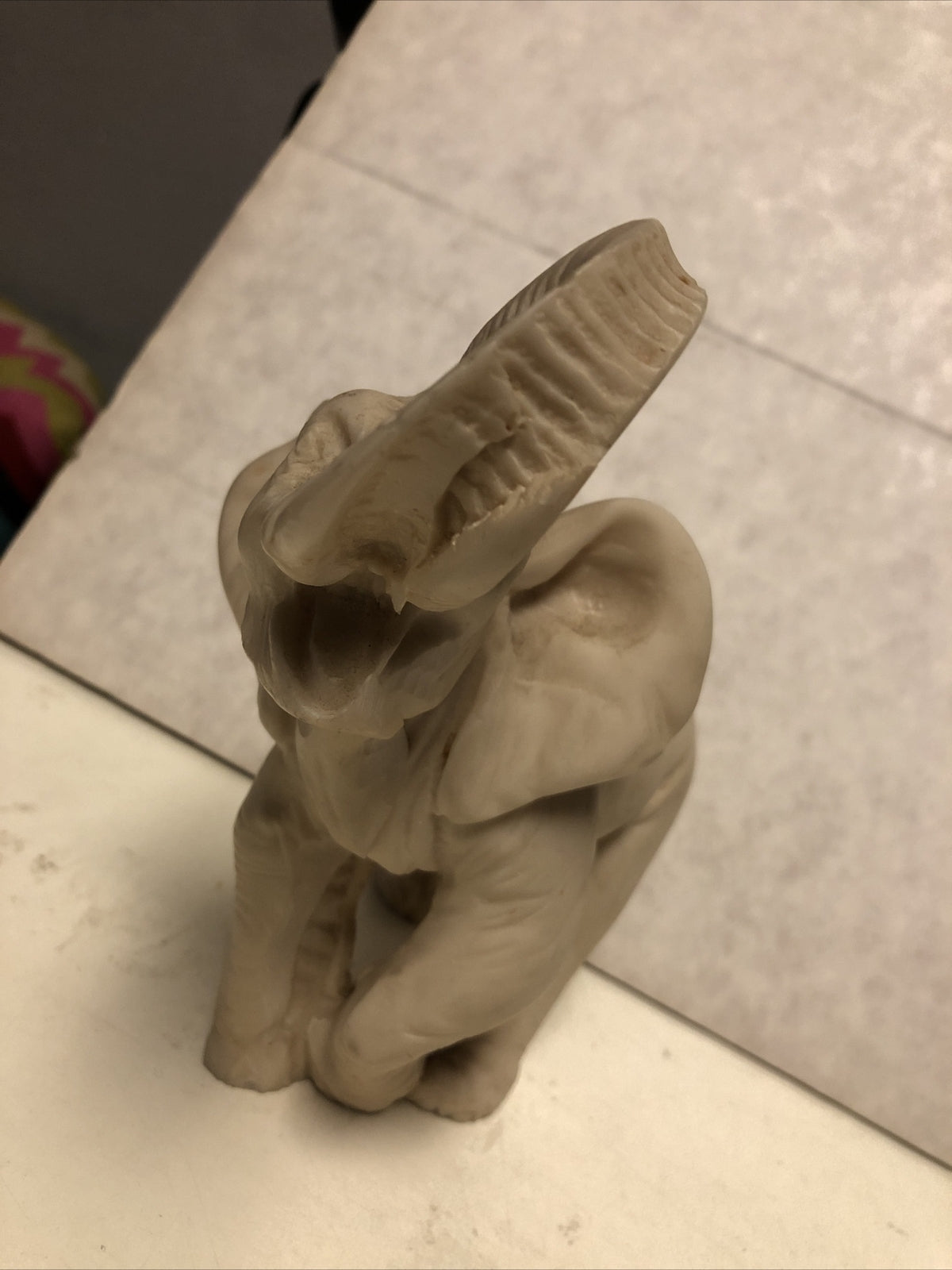 Vintage Elephant Statue Figurine 7”x8”3