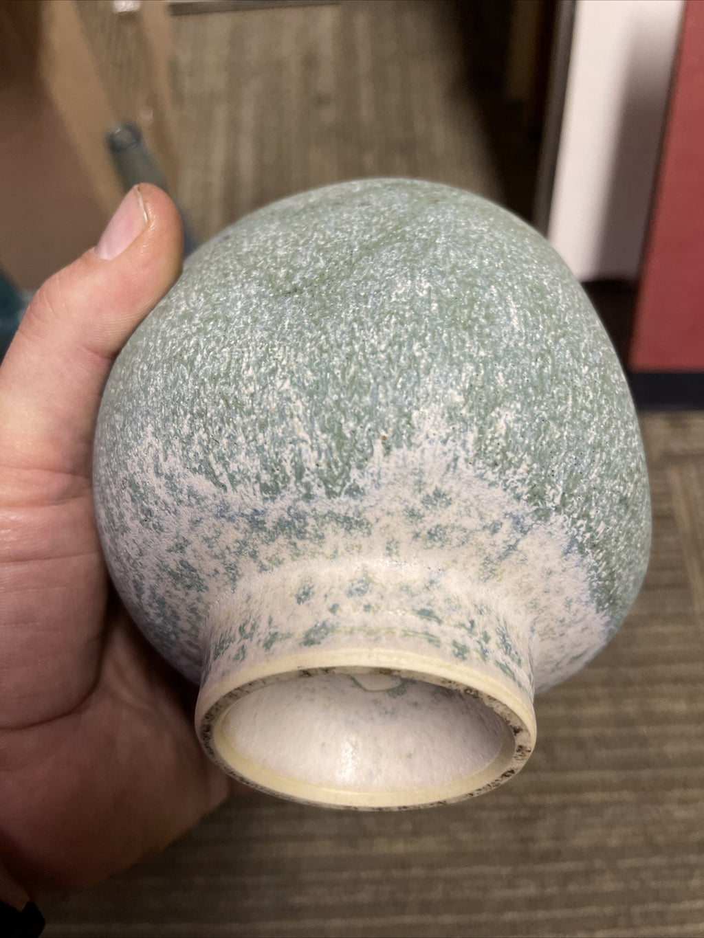 MCM Japanese or Chinese Oval art Pottery ceramic 7.5” tall green mint8