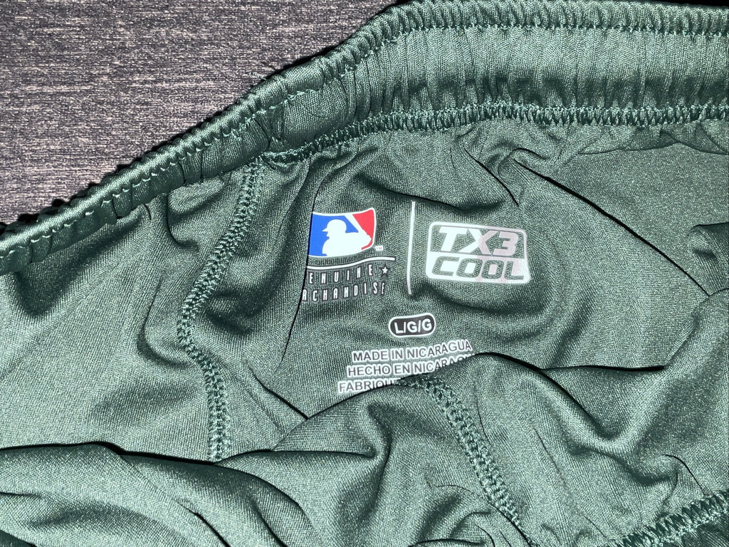 Oakland Athletics MLB TX3 Cool Shorts w/Pockets. Size L2