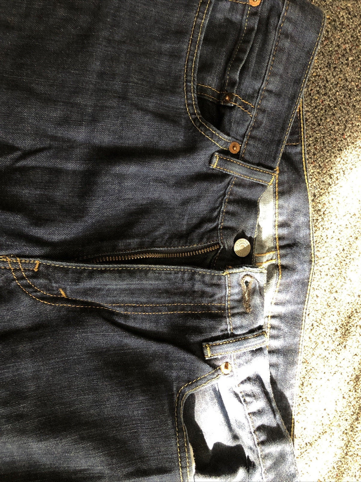 Levis Straus 514 Blue Jeans Size 34x323