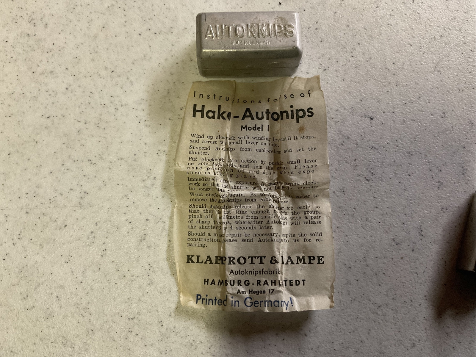 VINTAGE HAKA AUTOKNIPS SELF TIMER MODEl 1 * MADE IN GERMANY * ORIGINAL CASE *2