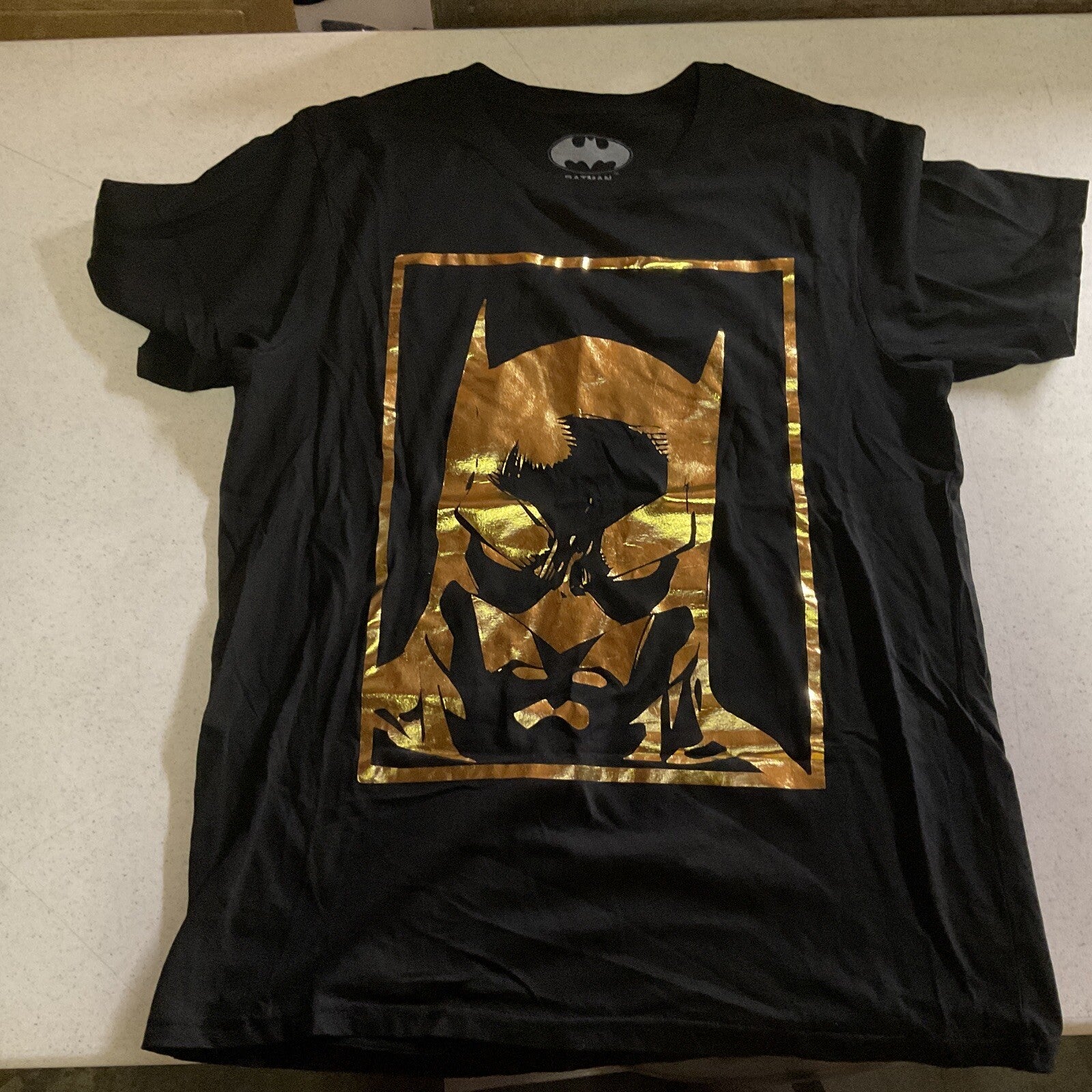 Batman  LOGO T-Shirt Large Adult RN#115665 DC Comics0