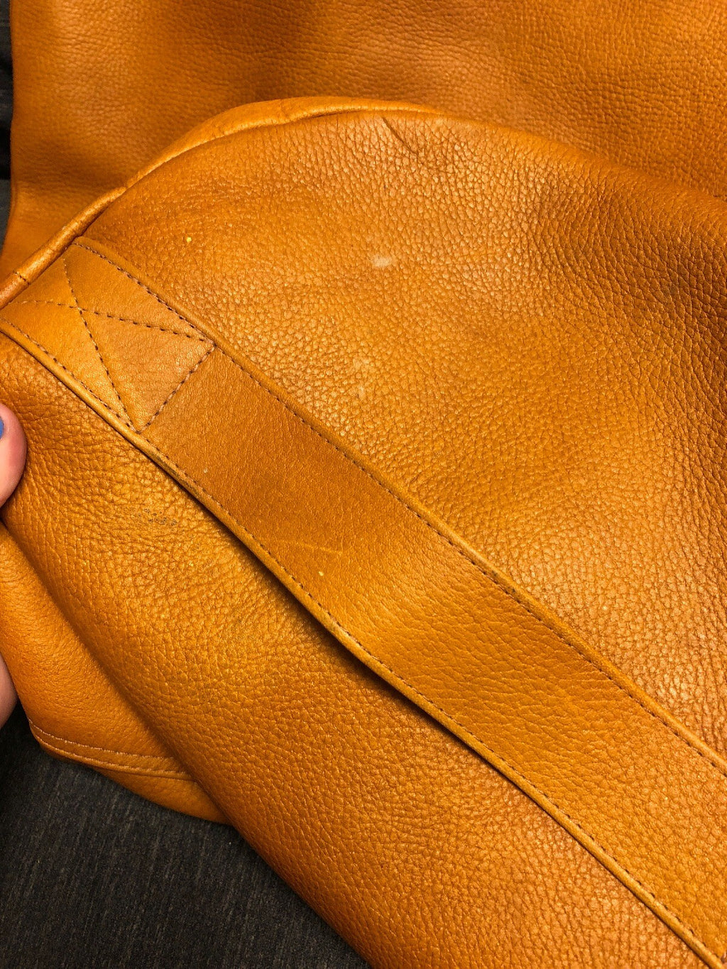 J P Ourse & Cie Leather Bucket Style Travel Bag Made in Bolivia 25”2