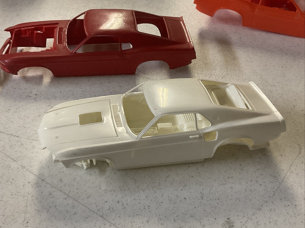 Vintage model car junkyard Body Lot. Ford, Mustang’s5