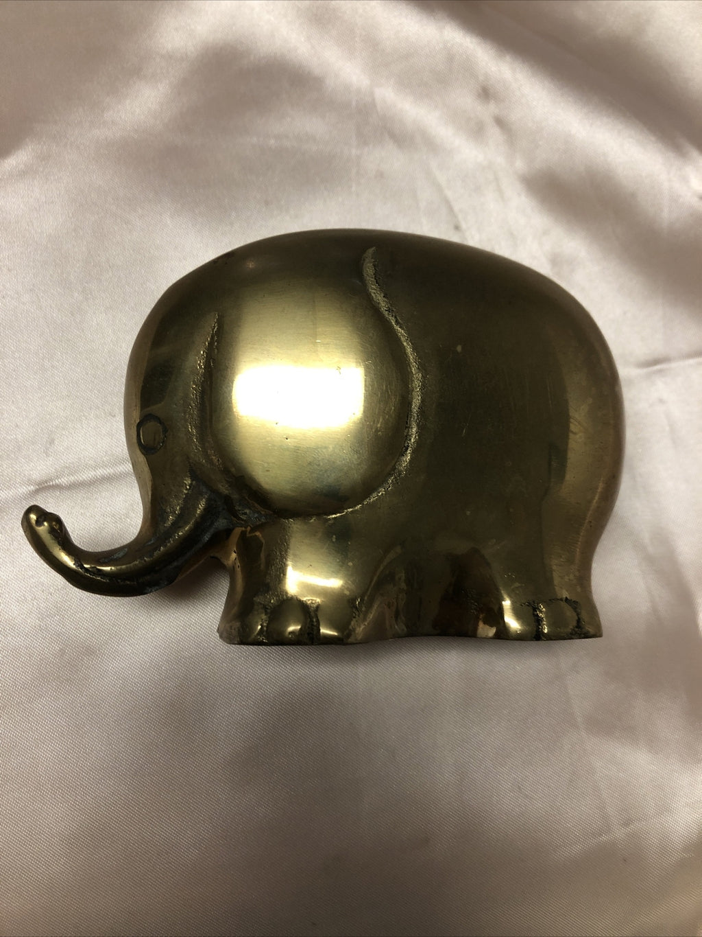Vintage Brass Mini Elephant Statue Figure Figurine 4.5”x3”2