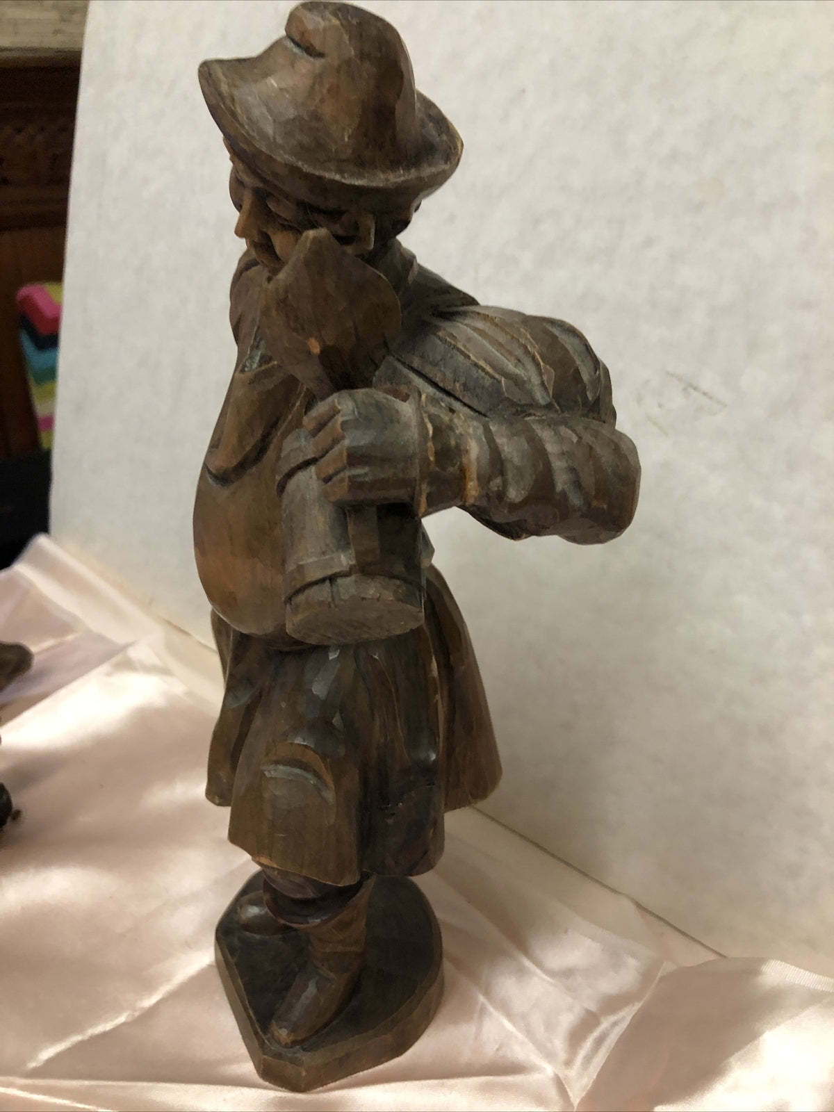 VINTAGE 12” WOODEN CARVED BEER DRINKING MONK4