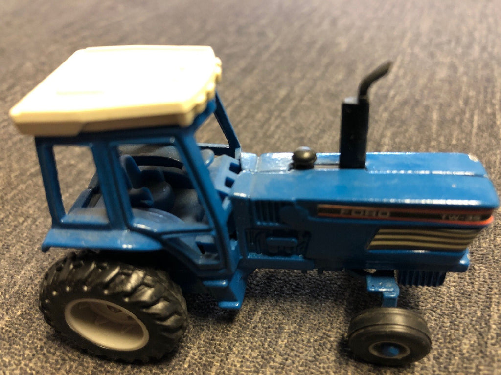 Ford TW-35 1991 Pennsylvania Farm Show By Ertl 1/64th Scale Case Ertl Farmall3
