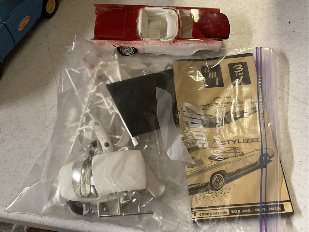 Vintage model car junkyard F/C Restoration Lot 57 TBird, Ford10