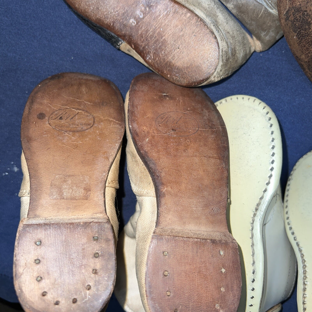 Lot of 5 Antique 1800’s Doll Shoes Various Size and Condition9