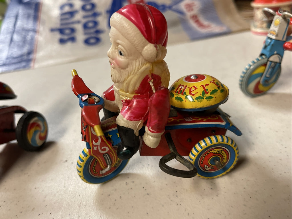 Vintage Tin Toy Lot Of 4  1960s Kanto Litho Wind Up  Rabbit Santa2