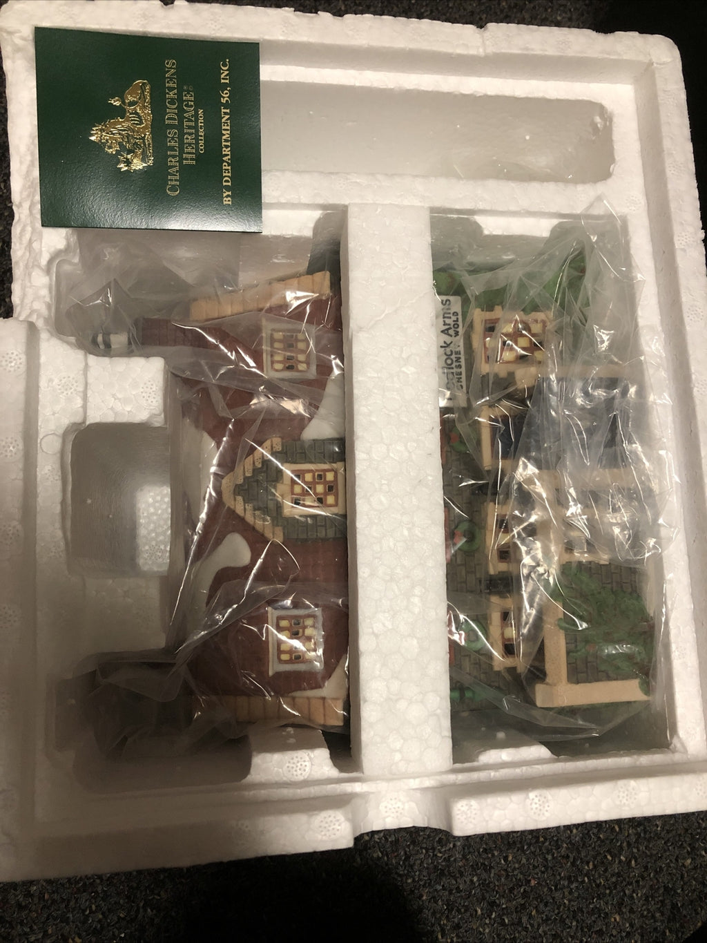 Dept 56 Dickens Village Series Dedlock Arms 3rd Edition 1994 575252