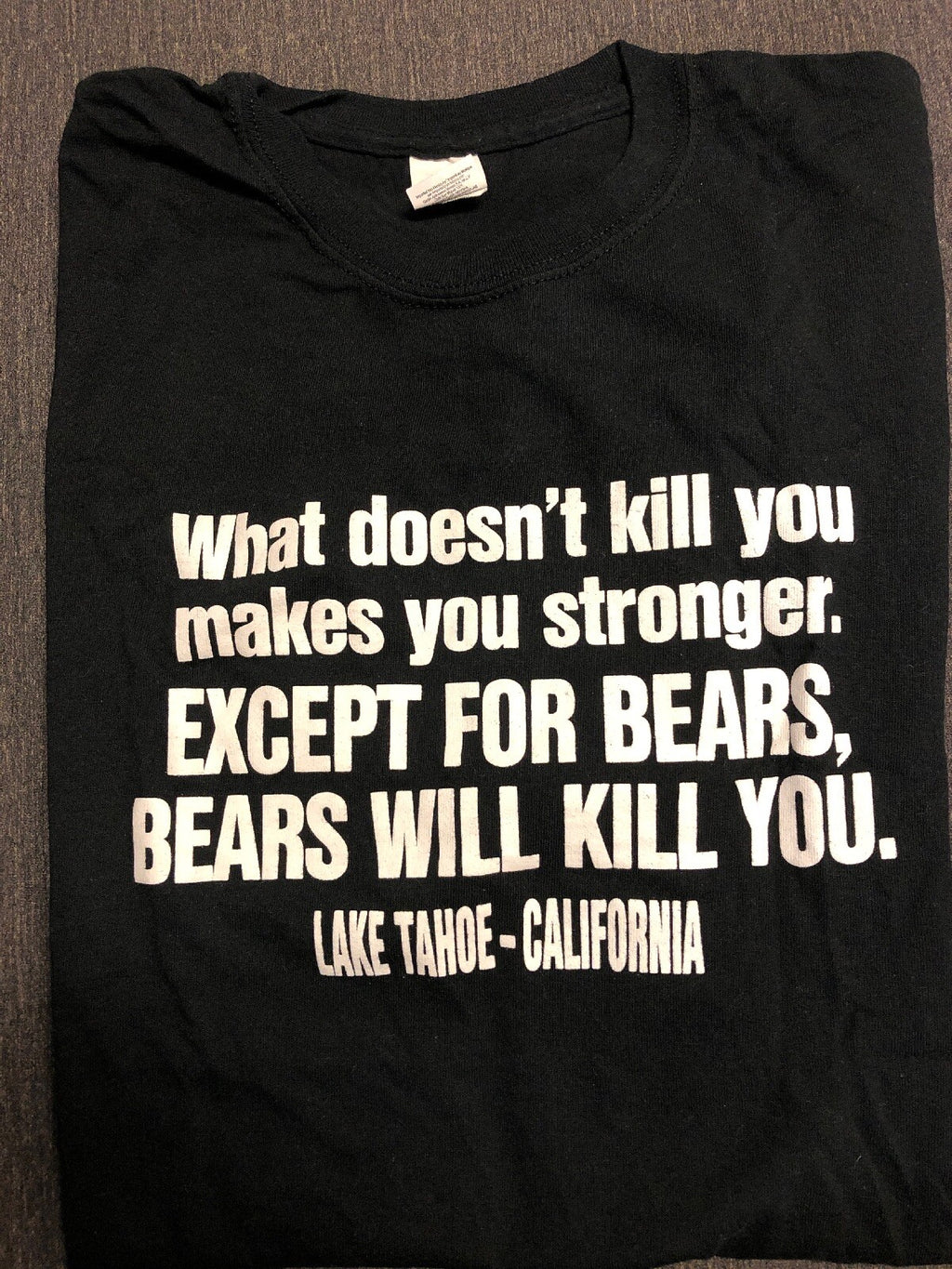 Gildan Mens What Doesn’t  Kill You Makes You Stronger Shirt Size L Black0