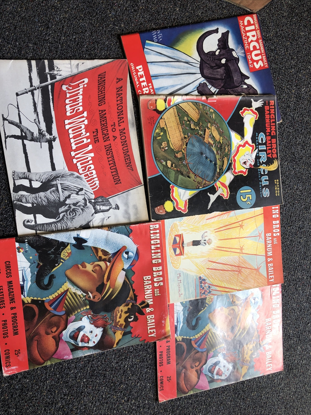 Lot Of 6 Ringling Bros. and Barnum & Bailey CIRCUS Magazine And Program0