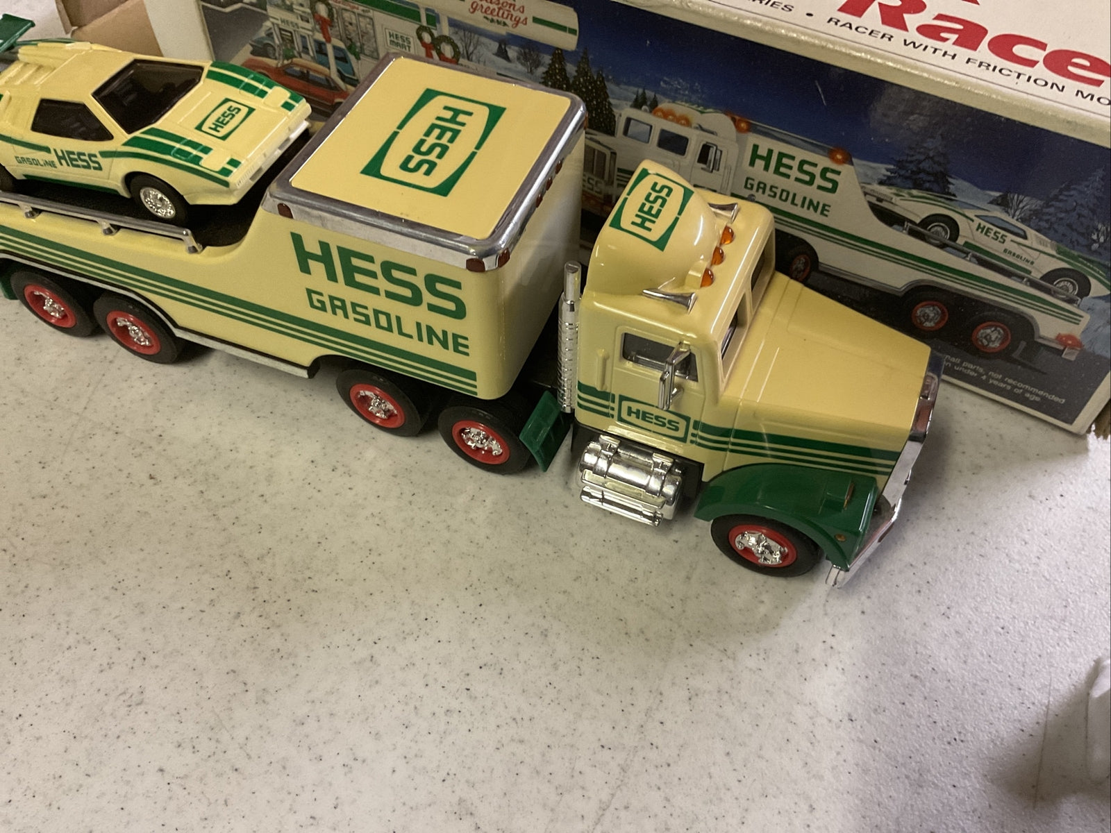 1991 HESS TOY TRUCK and RACER (Lamborghini) With Original Box4