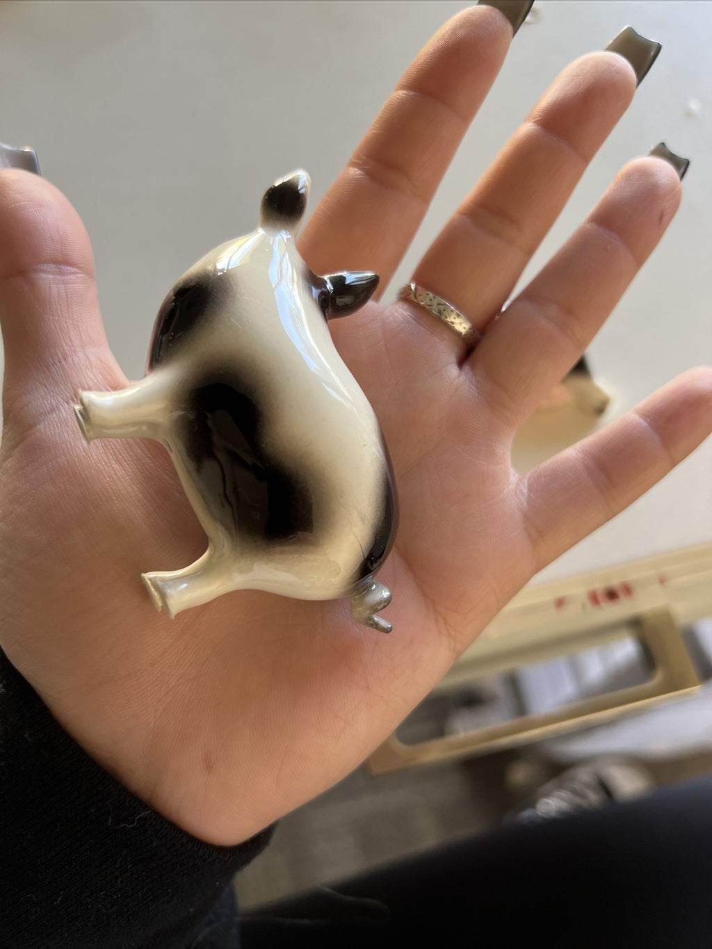 Vintage Pair of Small Pig Figurines Porcelain5