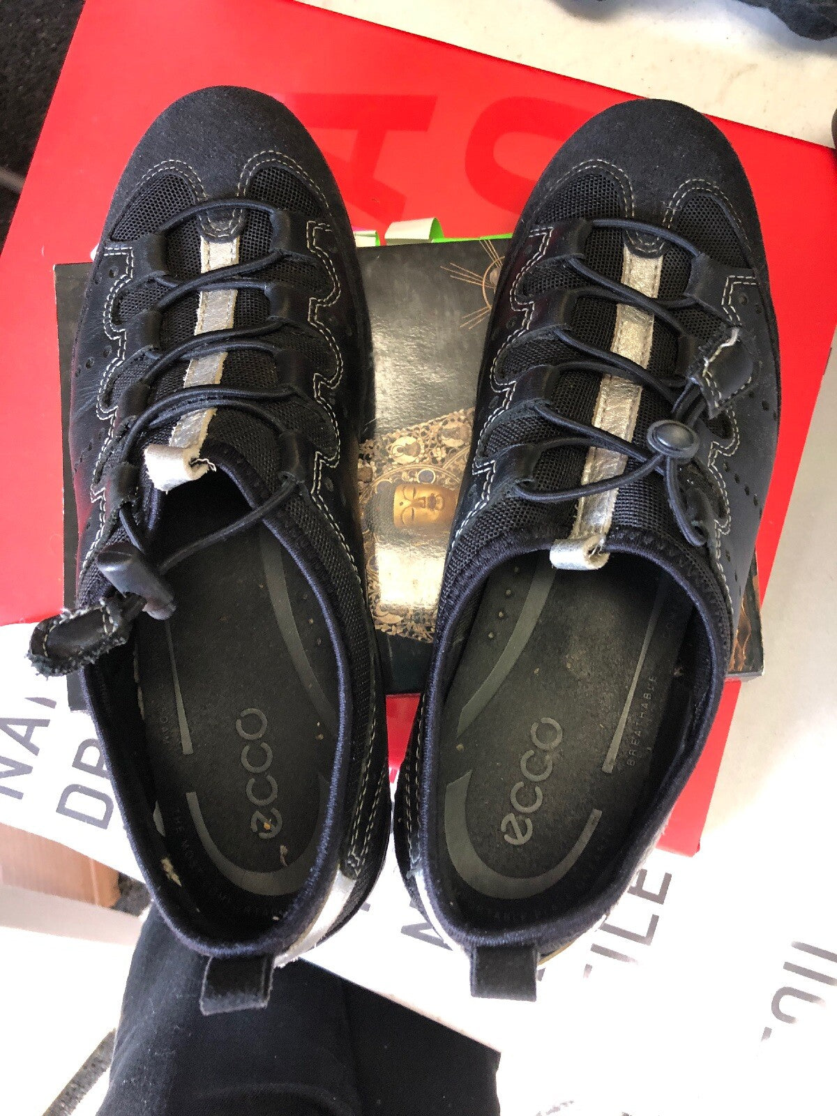 Womens ECCO Black Mesh Walking Shoes Sneakers Lace Ups Size 6 1/2 Or 71