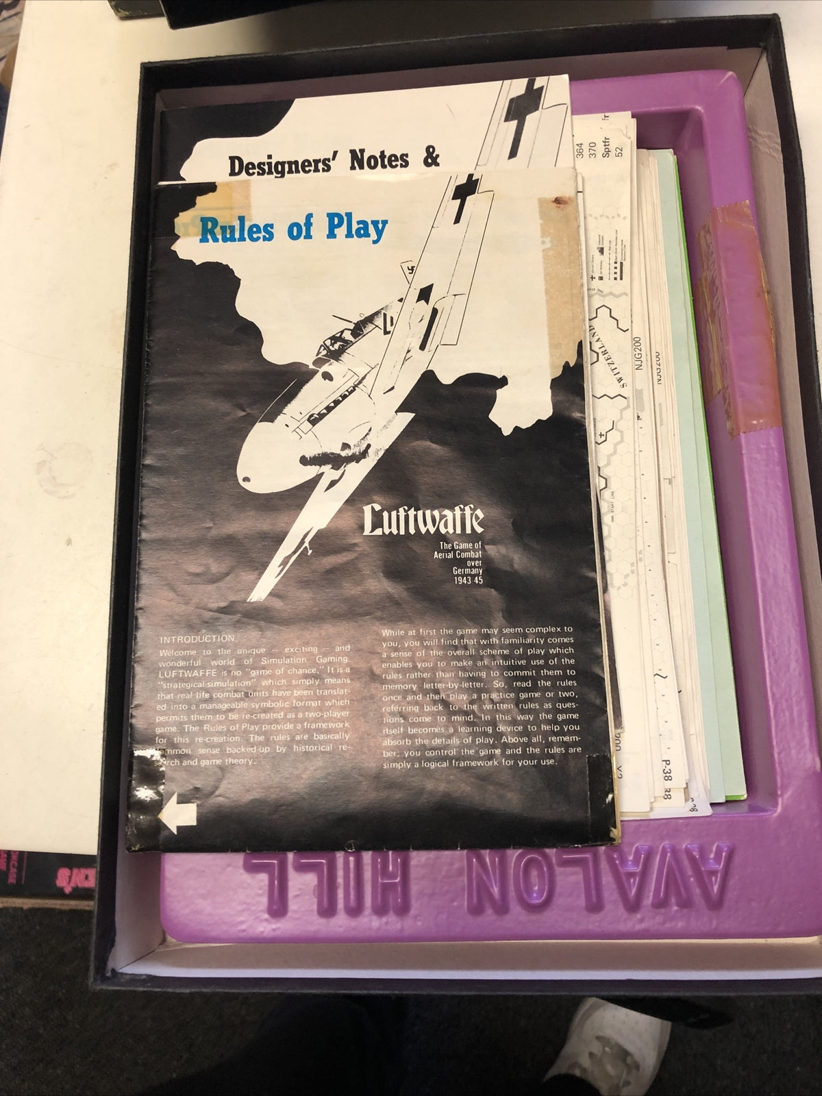 Vintage Luftwaffe combat Game by Avalon Hill (1970)4