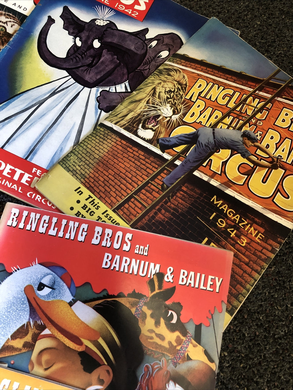 Lot Of 17 Ringling Bros. and Barnum & Bailey CIRCUS Magazine And Program3