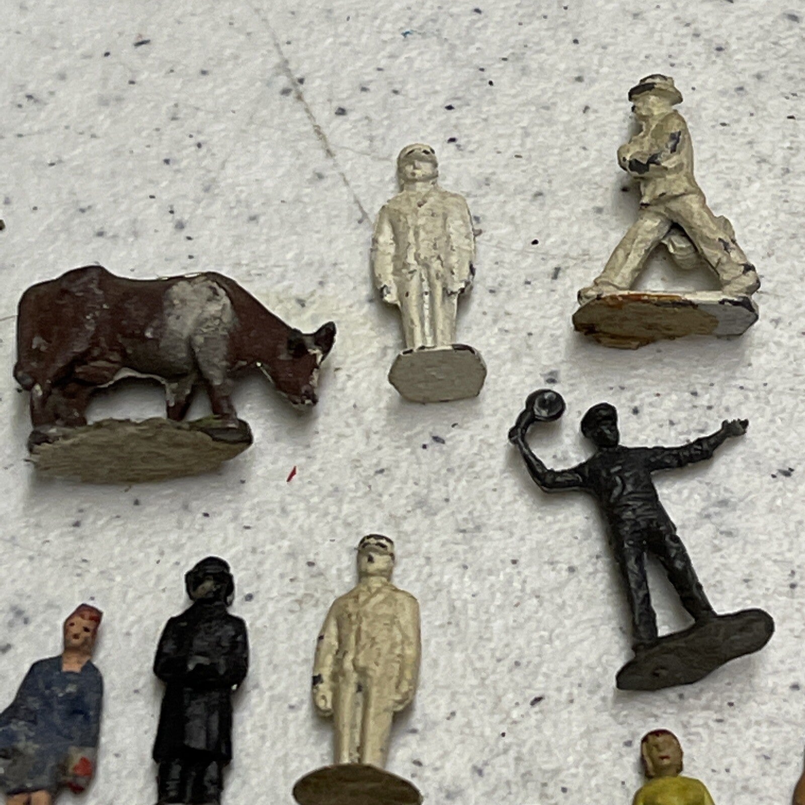 Vintage Slot Car Track Metal & Plastic People Pieces Triangle Scalextric??2