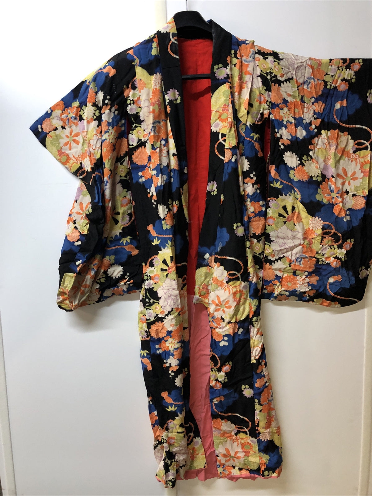 Japanese kimono,SILK,IRO-UCHIKAKE" Women’ Robe Pink, Gold, Vermilion, Flowers.1