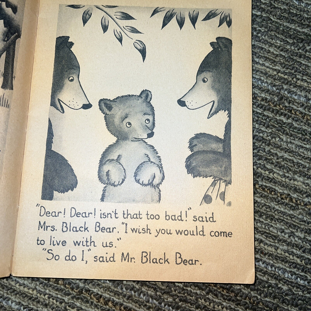Three Little Pigs No. 8668 Tuck & Sons Co Little Brown Bear Antique Kids Books10