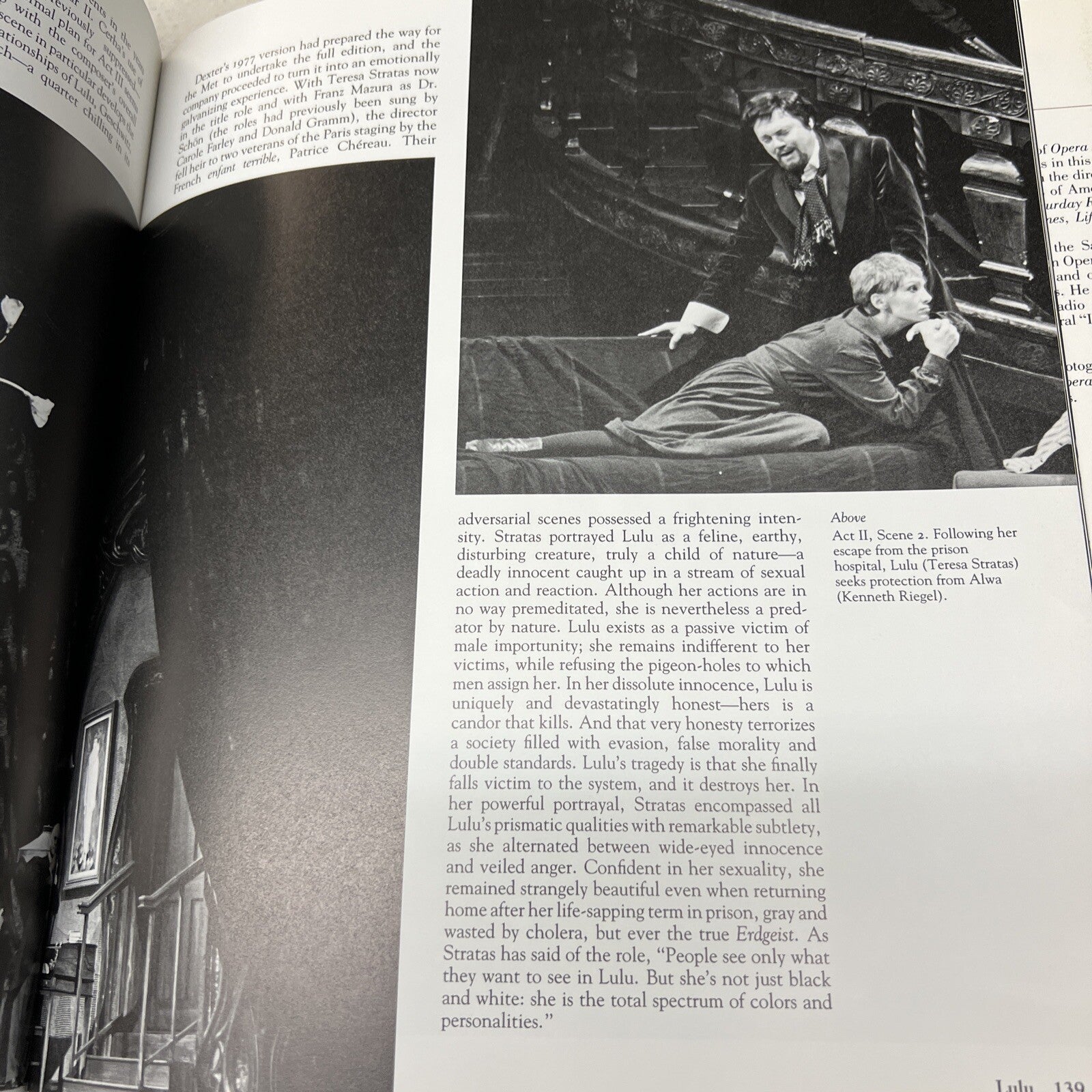 Magnificence : Onstage at the Met: 20 Great Opera Productions Hardcover Book10