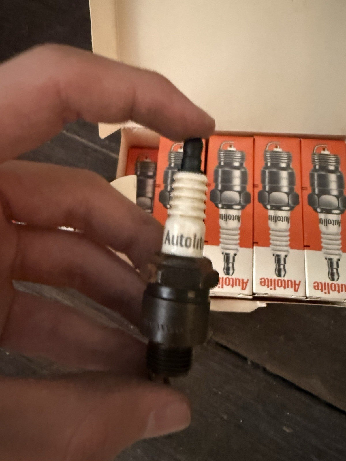 NOS Vintage Autolite 85 Spark Plugs Box of 10 Replaces Champion4
