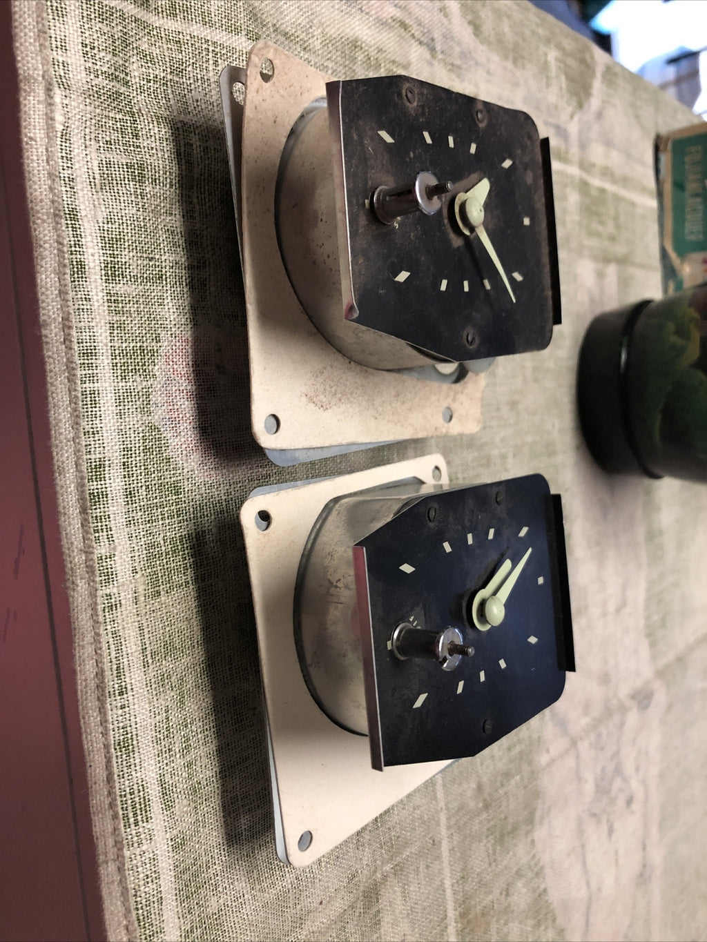 Vintage Lot Of 2 New Haven Clock for Parts or Repair Car Clock1