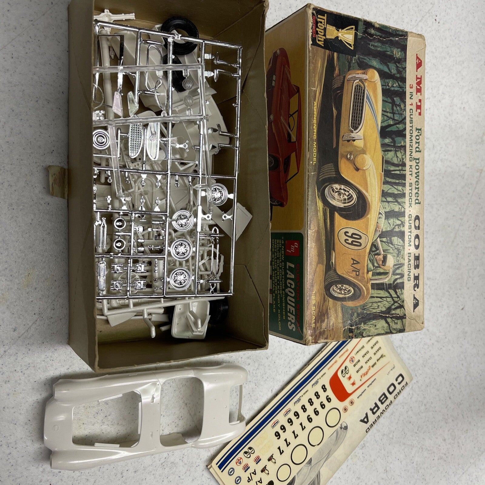 1960s RARE Amt 2170  69 COBRA Roadster Unbuilt Model Kit 3 Customizing Options0