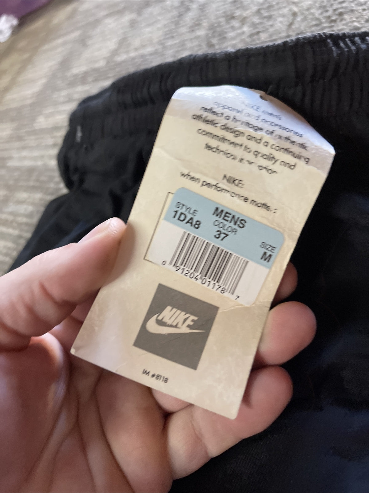new old stock true vintage 1991  nike shorts Adult Size M black w tags 2