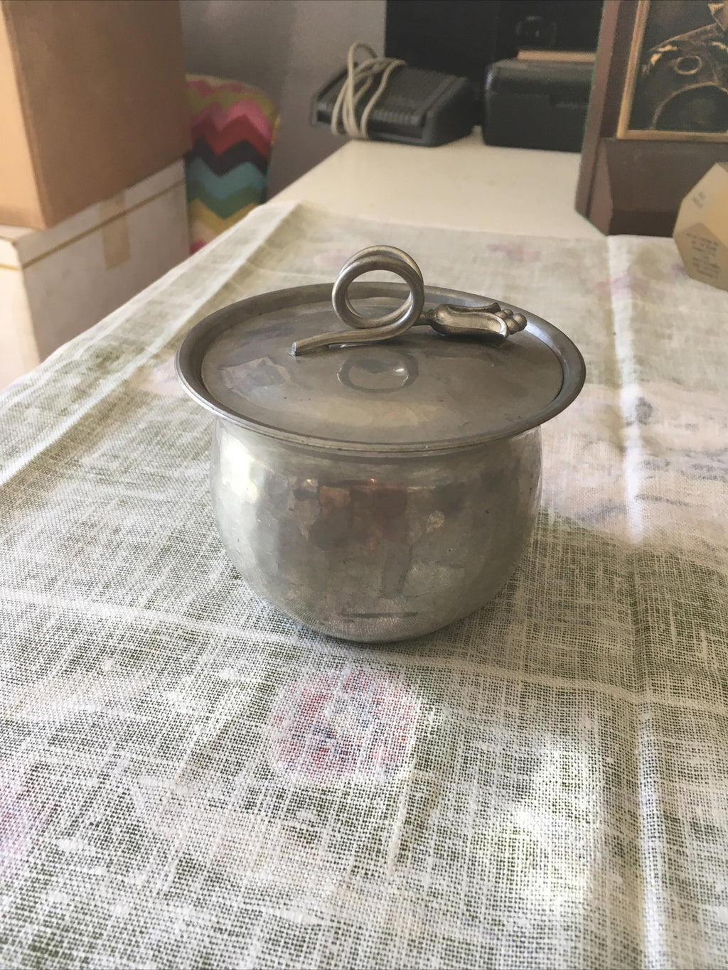 Vintage Hand Hammered Buenilum Pewter 3”x4”0
