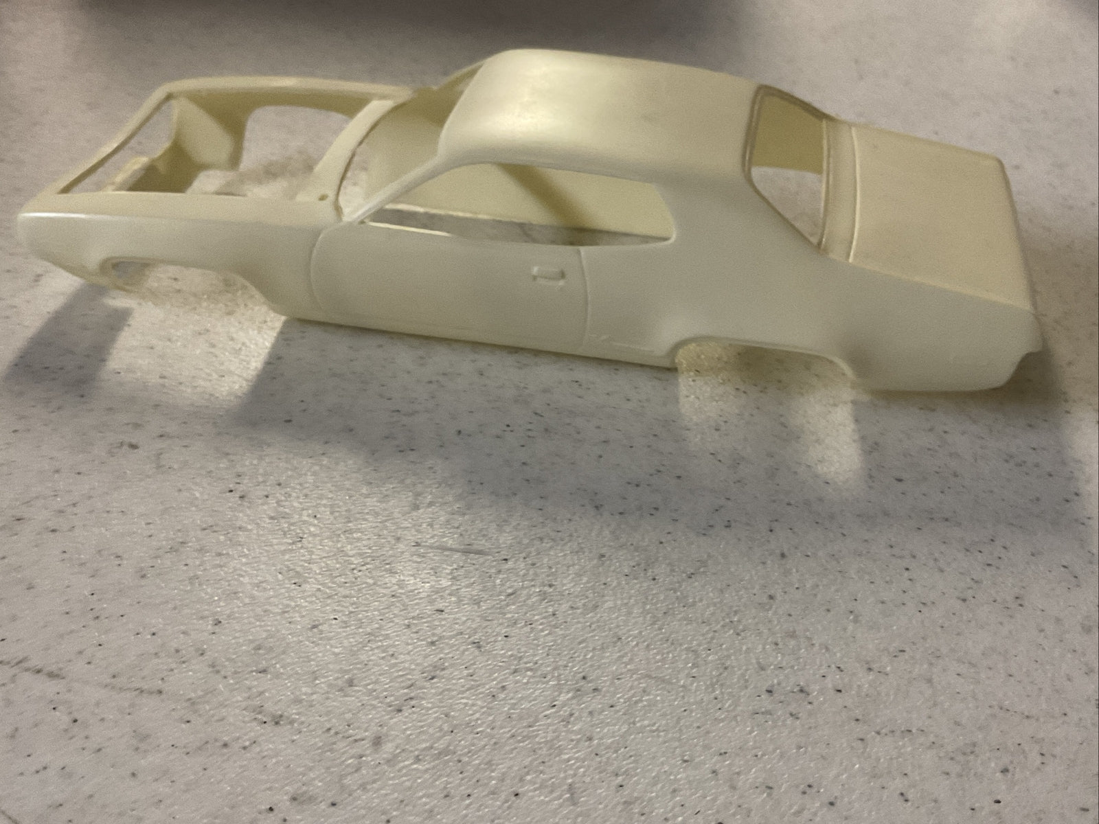Vintage Resin 1/25 Model Body Plymouth Roadrunner3